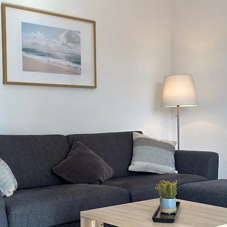 Ferienidyll Bartling Haus Vineta Wg 7 Im Alten Ortskern, Modern, Gemuetlich Zempin