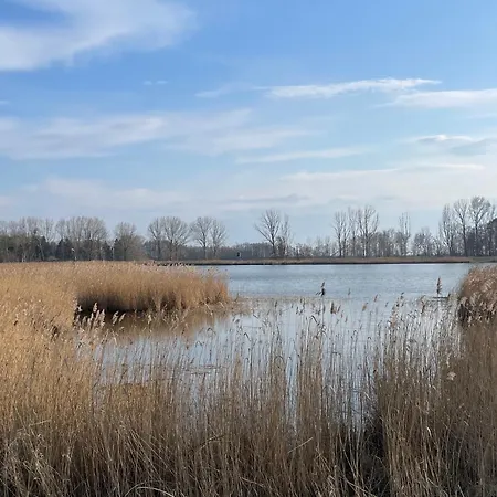 Ferienidyll Bartling Haus Vineta Wg 7 Im Alten Ortskern, Modern, Gemuetlich Zempin